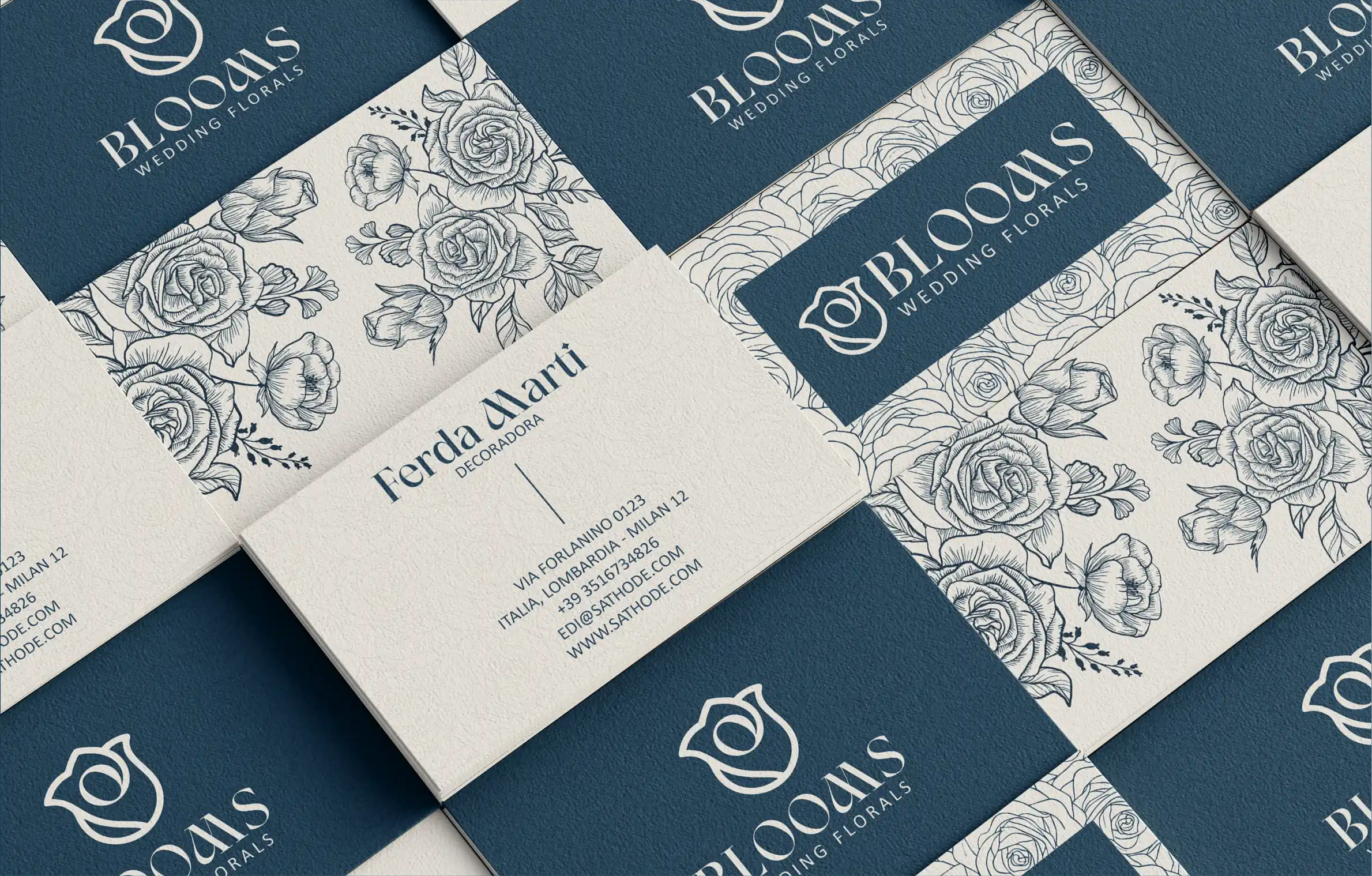 Diseño de tarjetas de visita con logotipo y branding para floristería, destacando elegancia y estilo.